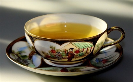 日常养生指南：富含黄酮的养生茶更适合饮用